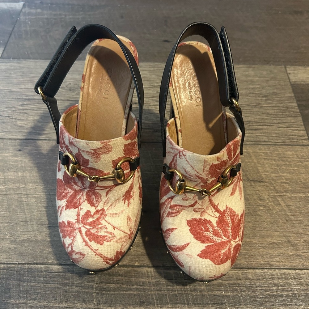 Gucci Floral Print Slingback Clog Heels 5.5